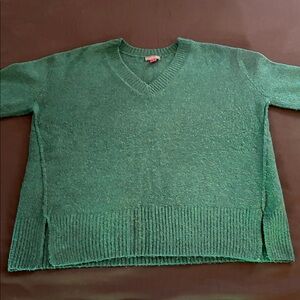 Vince Camuto Green V-Neck Sweater